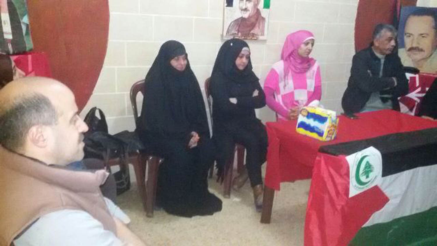 احتفال تكريمي للأمهات في مخيم برج البراجنة